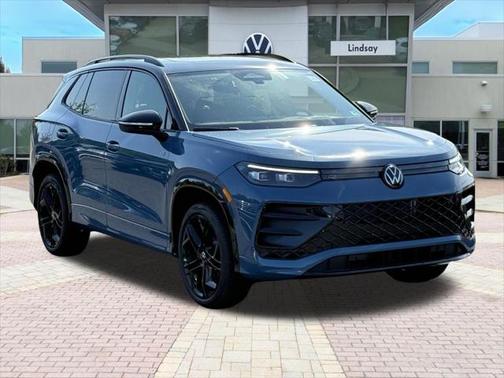 2025 Volkswagen Tiguan 2.0T SE R-Line Black 4MOTION