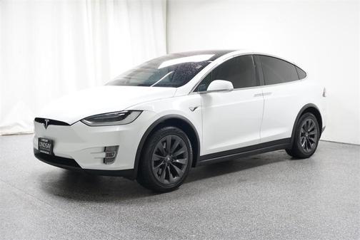 Photo 3 of 38 of 2018 Tesla Model X 100D