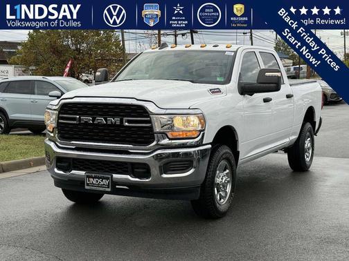 2024 RAM 2500 Tradesman Crew Cab 4x4 6'4' Box