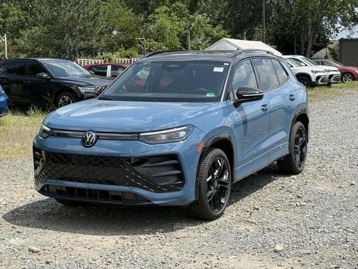 2025 Volkswagen Tiguan 2.0T SE R-Line Black 4MOTION