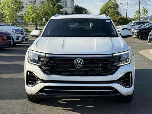 2024 Volkswagen Atlas Cross Sport 2.0T SEL