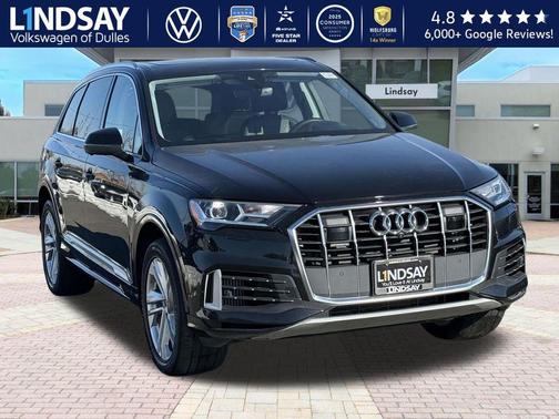 2023 Audi Q7 55 Premium Plus