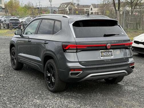 2025 Volkswagen Taos 1.5T SEL