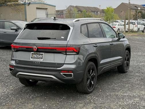 2025 Volkswagen Taos 1.5T SEL