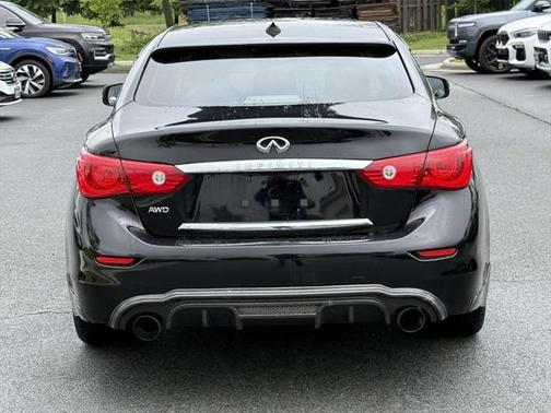 2015 INFINITI Q50 Premium