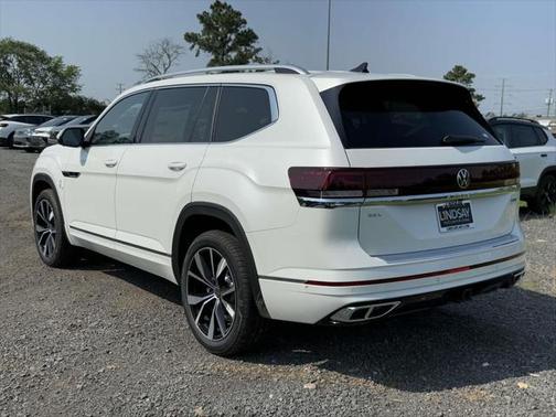 2025 Volkswagen Atlas 2.0T SEL Premium R-Line 4MOTION