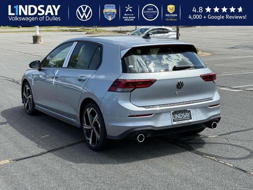 2025 Volkswagen Golf GTI 2.0T SE DSG