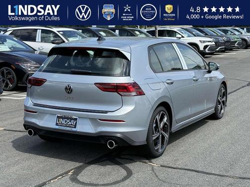 2025 Volkswagen Golf GTI 2.0T SE DSG