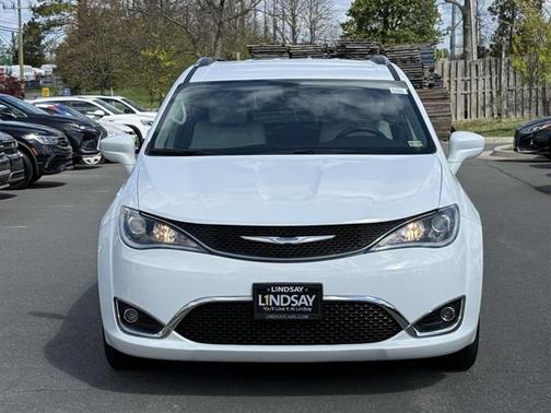 2018 Chrysler Pacifica Touring-L Plus