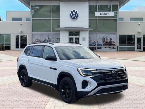 2025 Volkswagen Atlas 2.0T Peak Edition