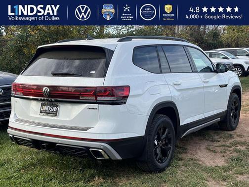 2025 Volkswagen Atlas 2.0T Peak Edition