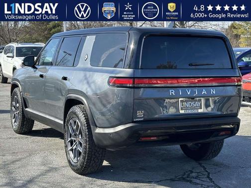2023 Rivian R1S Adventure