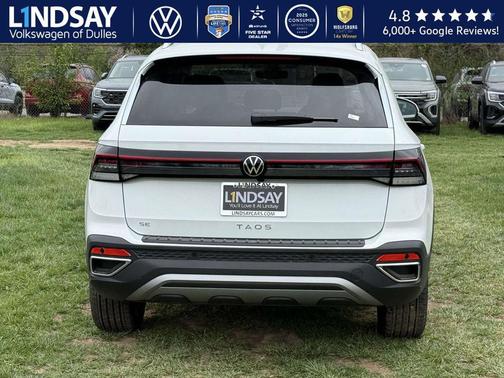 2025 Volkswagen Taos 1.5T SE