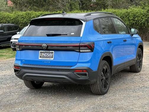 2025 Volkswagen Taos 1.5T SE Black