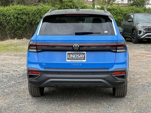 2025 Volkswagen Taos 1.5T SE Black