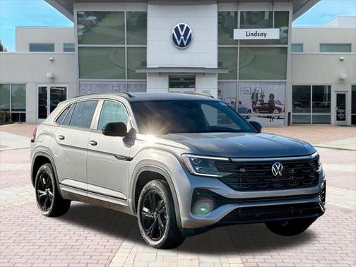 2025 Volkswagen Atlas Cross Sport 2.0T SEL