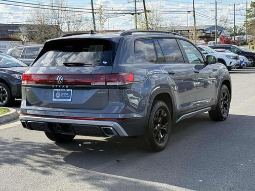 2024 Volkswagen Atlas 2.0T SE w/Technology 4MOTION