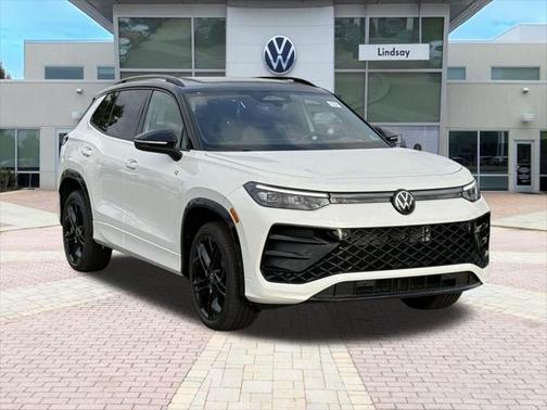 2025 Volkswagen Tiguan 2.0T SE R-Line Black 4MOTION