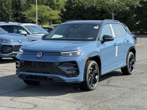 2025 Volkswagen Tiguan 2.0T SE R-Line Black 4MOTION