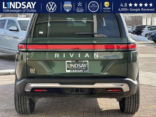 2023 Rivian R1S Adventure