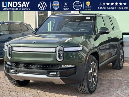 2023 Rivian R1S Adventure