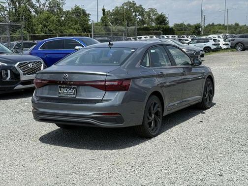 2025 Volkswagen Jetta 1.5T SE