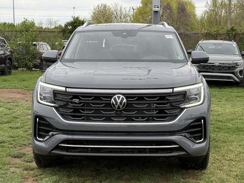 2025 Volkswagen Atlas 2.0T SEL Premium R-Line 4MOTION