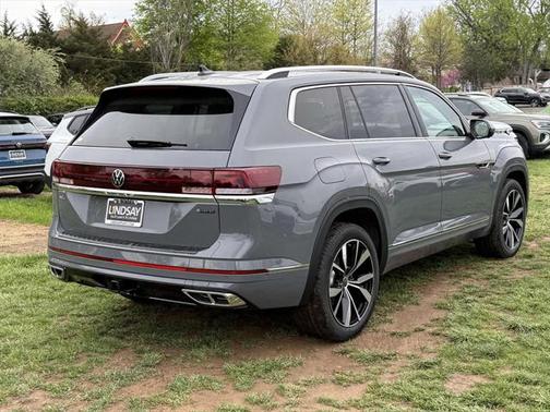 2025 Volkswagen Atlas 2.0T SEL Premium R-Line 4MOTION