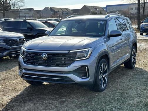 2025 Volkswagen Atlas 2.0T SEL Premium R-Line 4MOTION