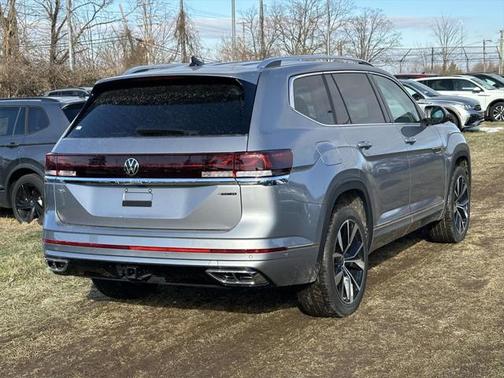 2025 Volkswagen Atlas 2.0T SEL Premium R-Line 4MOTION