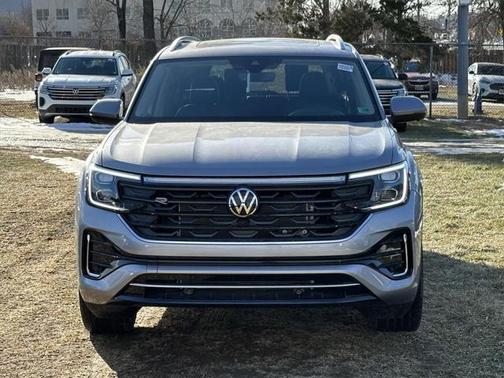 2025 Volkswagen Atlas 2.0T SEL Premium R-Line 4MOTION