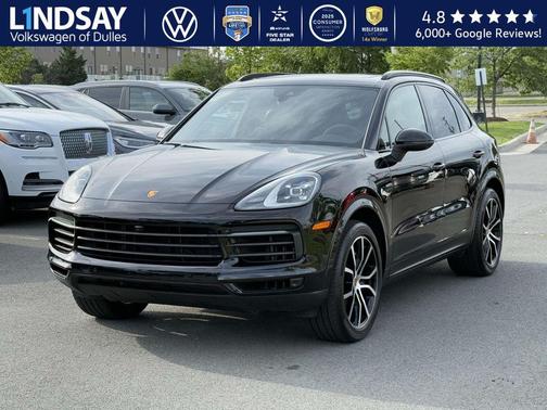 2023 Porsche Cayenne Platinum Edition