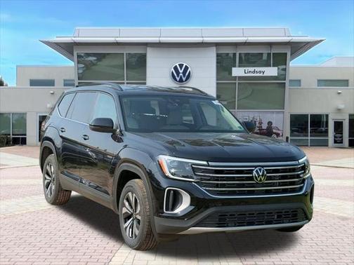2025 Volkswagen Atlas 2.0T SE