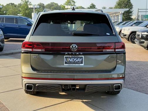 2025 Volkswagen Atlas 2.0T Peak Edition
