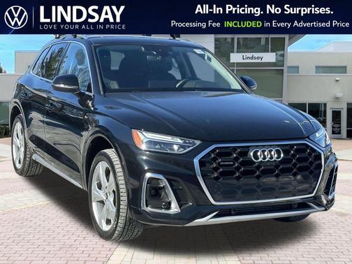 Mythos Black Metallic 2023 Audi Q5 45 S line Premium Plus