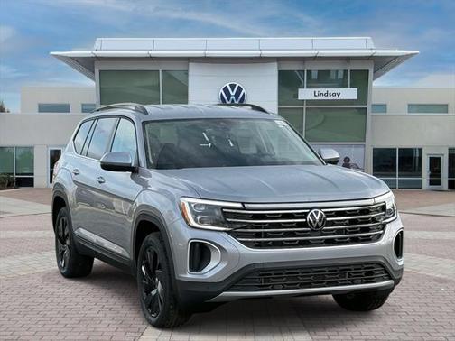 2025 Volkswagen Atlas 2.0T SE w/Technology 4MOTION