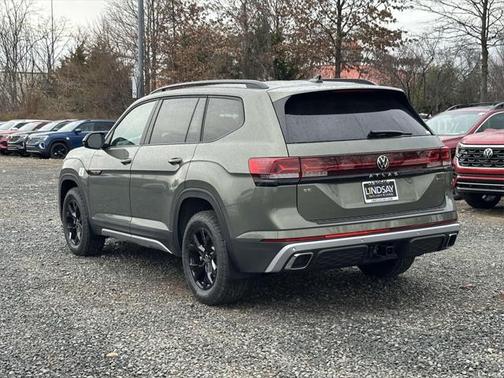 2025 Volkswagen Atlas 2.0T Peak Edition
