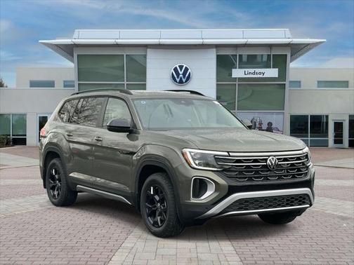2025 Volkswagen Atlas 2.0T Peak Edition