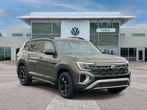2025 Volkswagen Atlas 2.0T Peak Edition