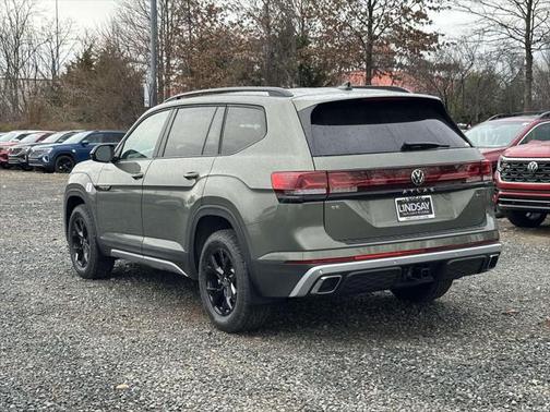 2025 Volkswagen Atlas 2.0T Peak Edition