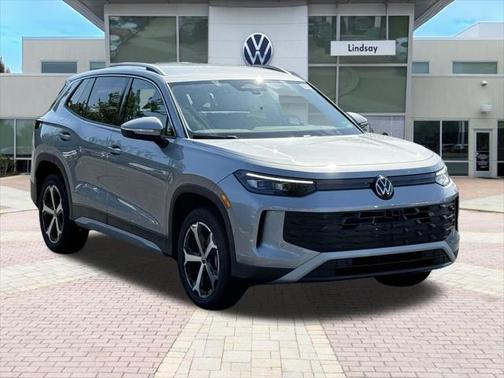 2025 Volkswagen Tiguan 2.0T SE 4MOTION