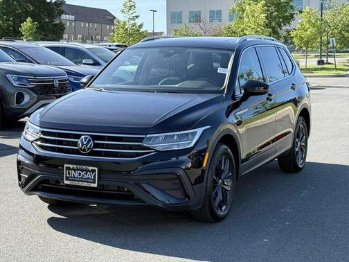 2024 Volkswagen Tiguan 2.0T SE 4MOTION