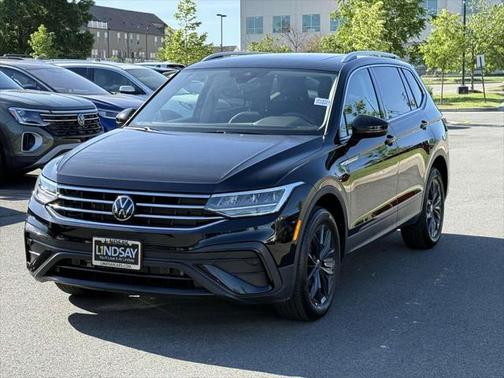 2024 Volkswagen Tiguan 2.0T SE 4MOTION