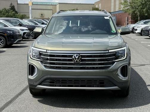 2025 Volkswagen Atlas 2.0T SE w/Technology 4MOTION