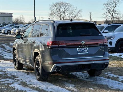 2025 Volkswagen Atlas 2.0T Peak Edition