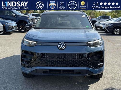 2025 Volkswagen Tiguan 2.0T SE R-Line Black 4MOTION