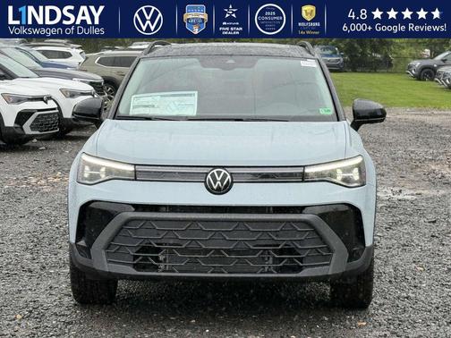 2025 Volkswagen Taos 1.5T SE Black