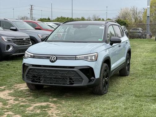 2025 Volkswagen Taos 1.5T SE Black