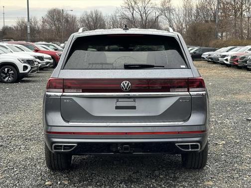 2025 Volkswagen Atlas 2.0T SEL Premium R-Line 4MOTION