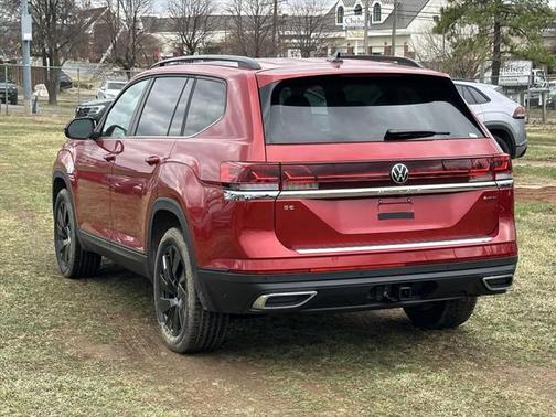 2025 Volkswagen Atlas 2.0T SE w/Technology 4MOTION